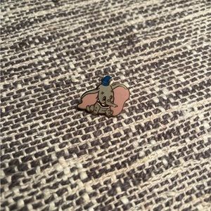 Disney Pin - Dumbo - Early 2000’s!